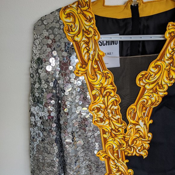 Long Sleeve Sequined Mirror Frame Cocktail Dress - Picture 13 of 15